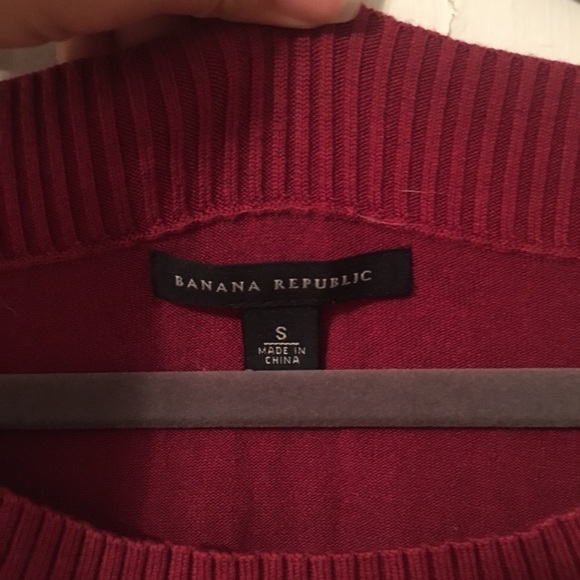 Banana Republic Small Red Short Sleeve Sweater - Picture 2 of 2